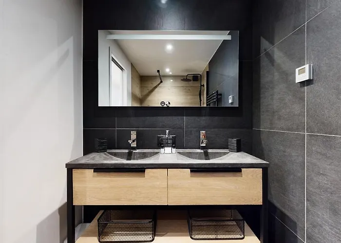 Elegant Et Moderne Avec Vue Montagne Au Coeur De Paradiski - Garage - 8pers - 90m2 - Sabaudinha 拉普拉涅